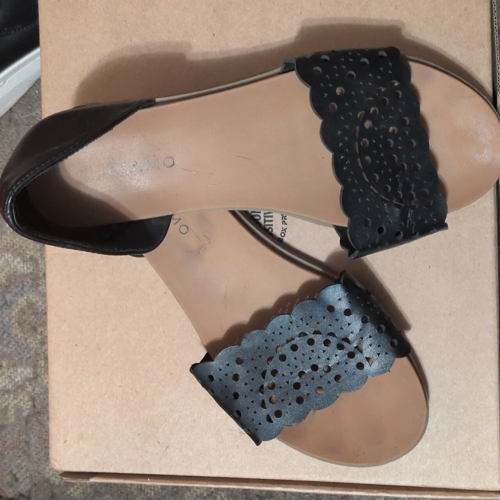 Black Sandals